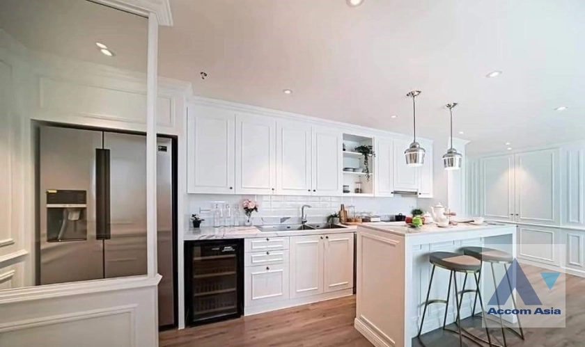 6  3 br Condominium for rent and sale in Sukhumvit ,Bangkok BTS Ekkamai at C Ekkamai AA38884