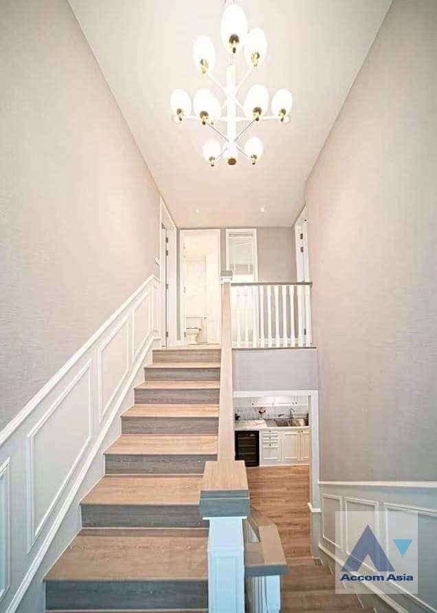 7  3 br Condominium for rent and sale in Sukhumvit ,Bangkok BTS Ekkamai at C Ekkamai AA38884