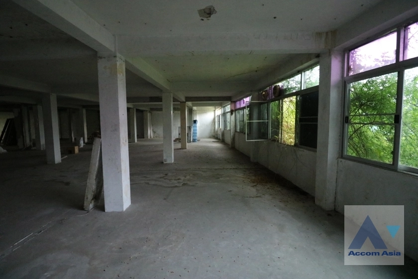 5  Building For Rent in Sukhumvit ,Bangkok BTS Phra khanong AA38886