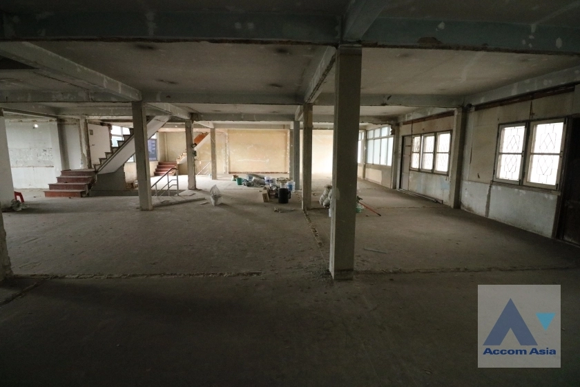 4  Building For Rent in Sukhumvit ,Bangkok BTS Phra khanong AA38886