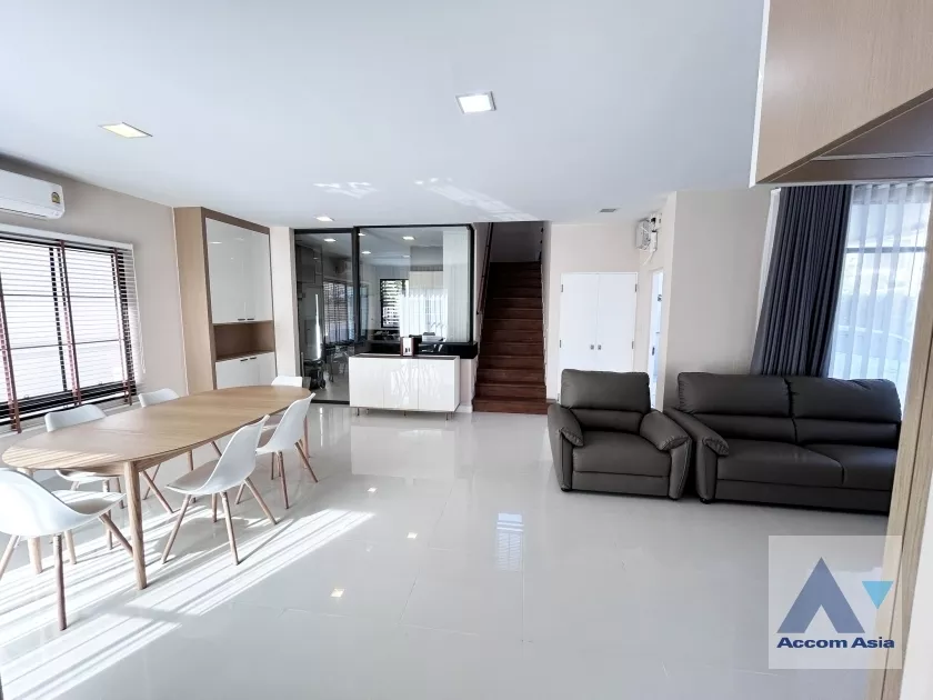 5  4 br House for rent and sale in Pattanakarn ,Bangkok ARL Ban Thap Chang at Manthana Onnut–Wongwaen 4 AA38888