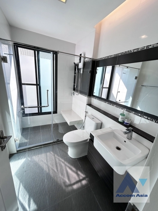 17  4 br House for rent and sale in Pattanakarn ,Bangkok ARL Ban Thap Chang at Manthana Onnut–Wongwaen 4 AA38888