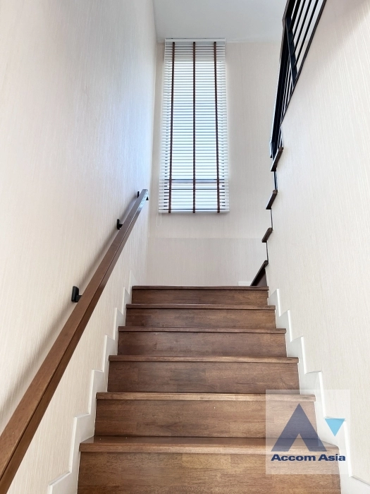 10  4 br House for rent and sale in Pattanakarn ,Bangkok ARL Ban Thap Chang at Manthana Onnut–Wongwaen 4 AA38888