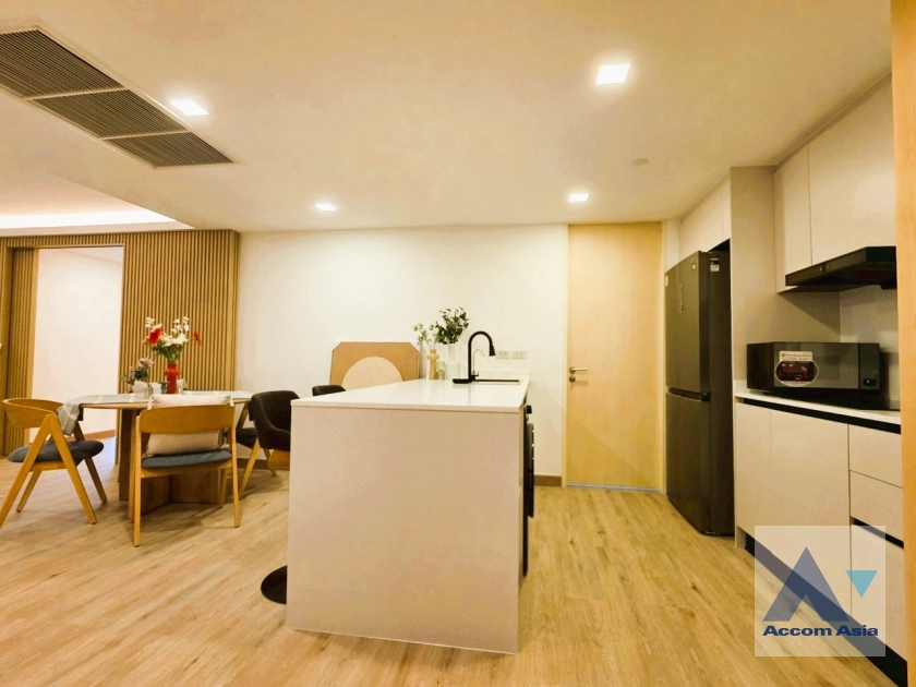 6  2 br Condominium For Rent in Ploenchit ,Bangkok BTS Chitlom at Somkid Gardens AA38889