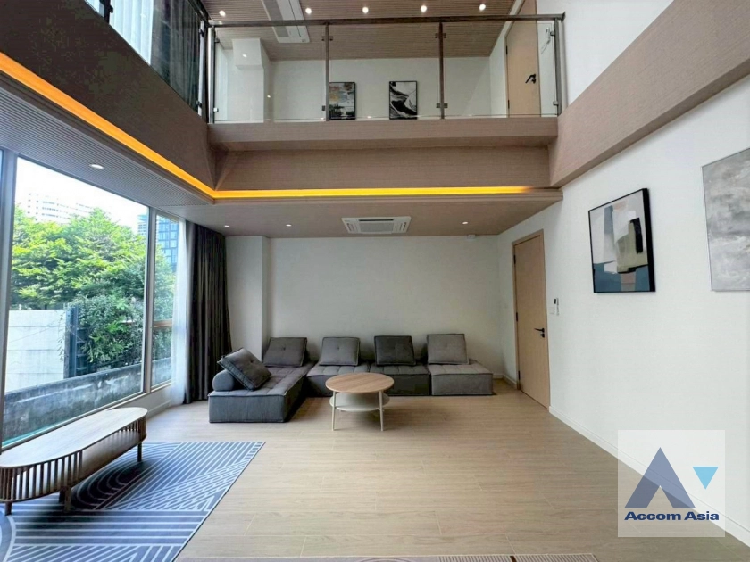 7  6 br House for rent and sale in Sukhumvit ,Bangkok BTS Ekkamai AA38892