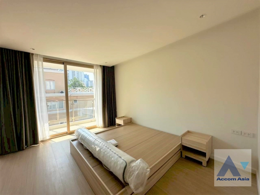 23  6 br House for rent and sale in Sukhumvit ,Bangkok BTS Ekkamai AA38892