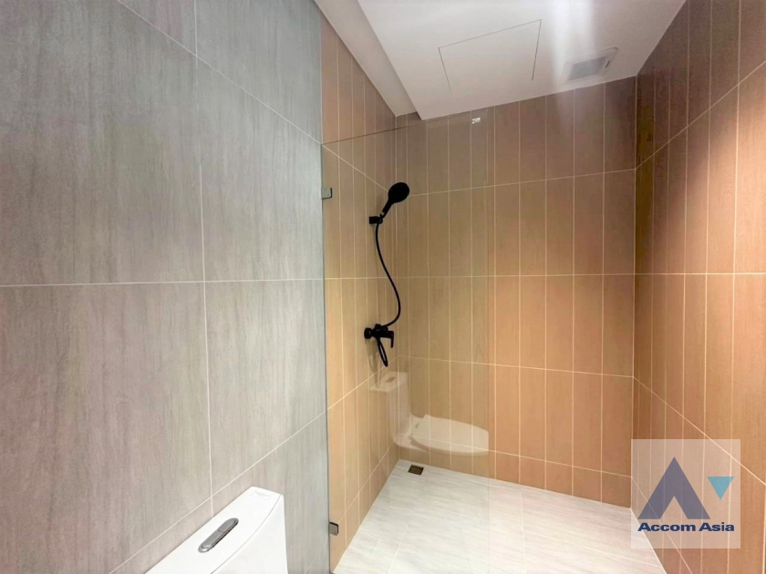 47  6 br House for rent and sale in Sukhumvit ,Bangkok BTS Ekkamai AA38892