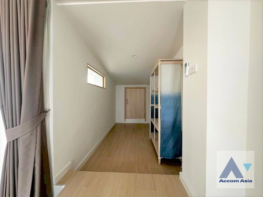 40  6 br House for rent and sale in Sukhumvit ,Bangkok BTS Ekkamai AA38892