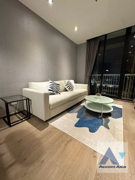 unit 2 Bedrooms  Condominium For Rent in Sukhumvit, Bangkok  near BTS Phrom Phong (AA38893)