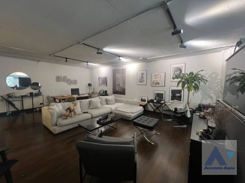 Newly renovated |  President Park Sukhumvit 24   Condominium  1 Bedroom for Rent   in Sukhumvit Bangkok