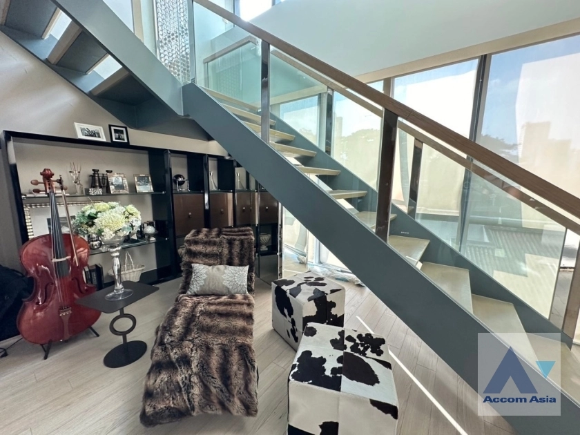 8  2 br Condominium for rent and sale in Sukhumvit ,Bangkok BTS Asok at The Room Sukhumvit 21 AA38910