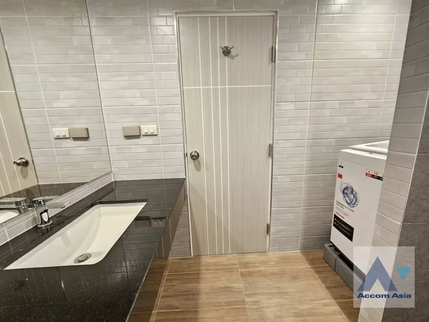 9  1 br Condominium For Rent in Silom ,Bangkok BTS Sala Daeng - MRT Silom at Silom Park View AA38919