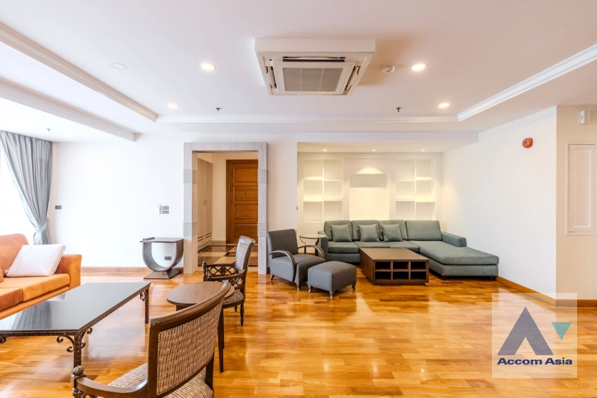 7  3 br Apartment For Rent in Sukhumvit ,Bangkok BTS Nana at Fully Furnished Apartment, Only 2 mins walk to BTS AA38923