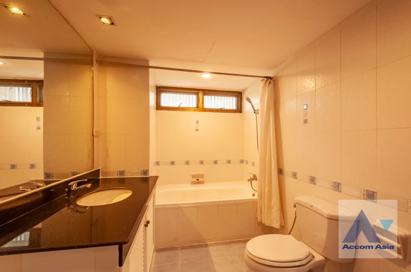 20  4 br Apartment For Rent in Sukhumvit ,Bangkok BTS Phrom Phong at Family Size Residence Starting at 280 Sqm AA38925