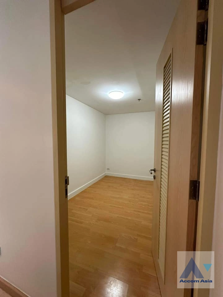 6  3 br Condominium for rent and sale in Silom ,Bangkok BTS Chong Nonsi at Silom Suite AA38930