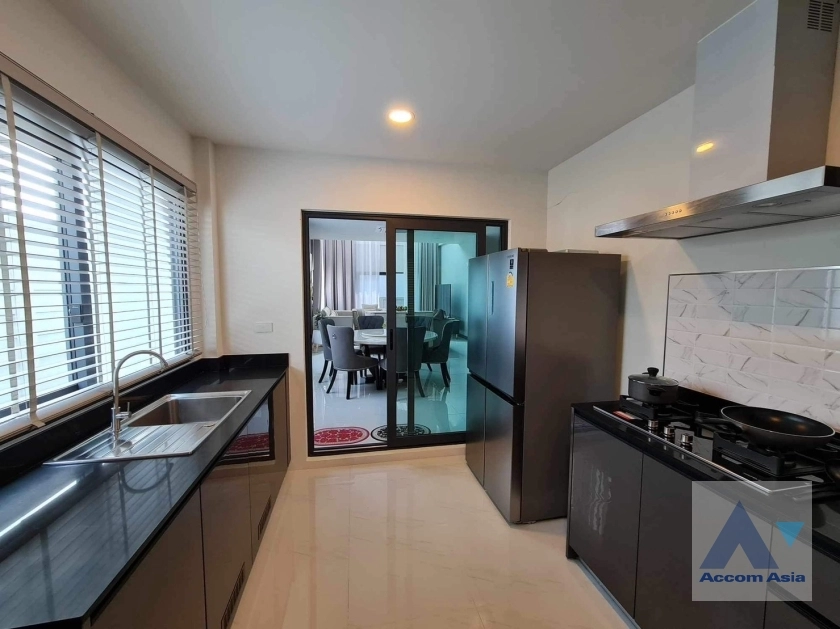 11  4 br House for rent and sale in Samutprakan ,Samutprakan BTS Bang Na at The City Bangna AA38933