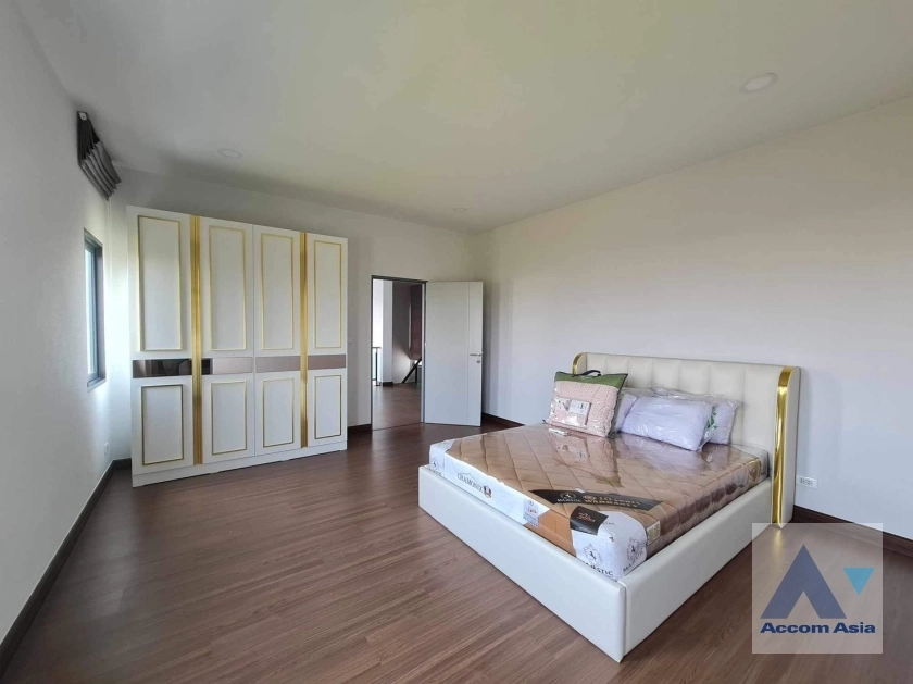 18  4 br House for rent and sale in Samutprakan ,Samutprakan BTS Bang Na at The City Bangna AA38933