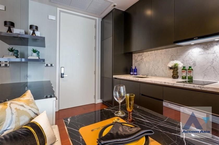 unit 1 Bedroom  Condominium For Rent & Sale in Sukhumvit, Bangkok  near BTS Thong Lo (AA38938)