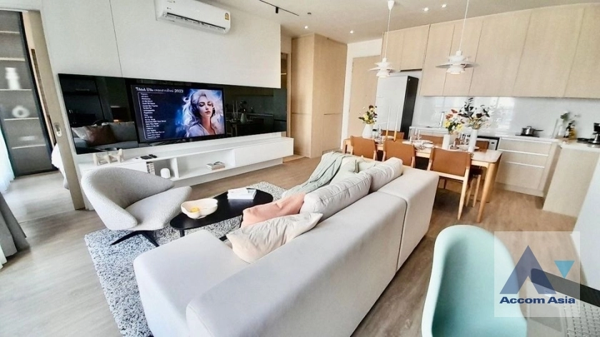 unit 2 Bedrooms  Condominium For Rent & Sale in Sukhumvit, Bangkok  near BTS Phrom Phong (AA38940)