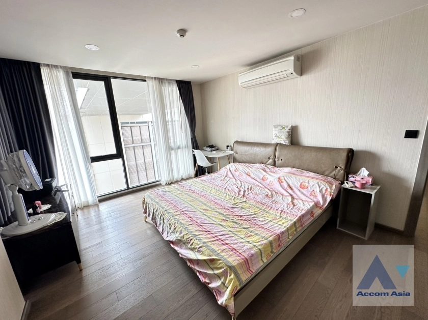 4  3 br Condominium for rent and sale in Ploenchit ,Bangkok BTS Ratchadamri - MRT Silom at Klass Sarasin-Rajdamri AA38945