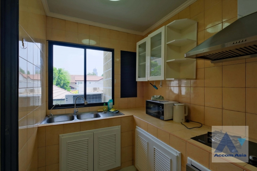 11  3 br Townhouse For Rent in Sukhumvit ,Bangkok BTS Phrom Phong at Chicha Castle AA38960