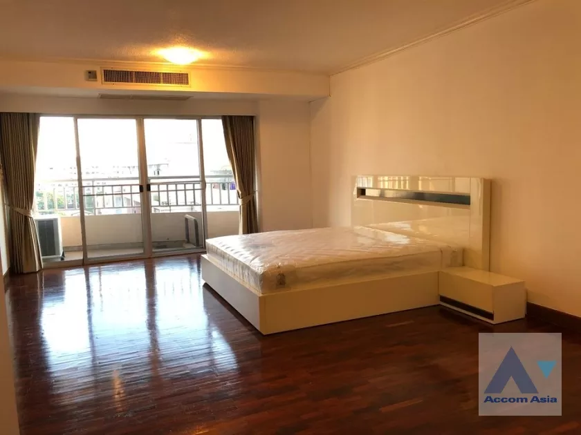 5  2 br Condominium For Rent in Sathorn ,Bangkok BTS Sala Daeng - MRT Lumphini at Sathorn Park Place AA38963