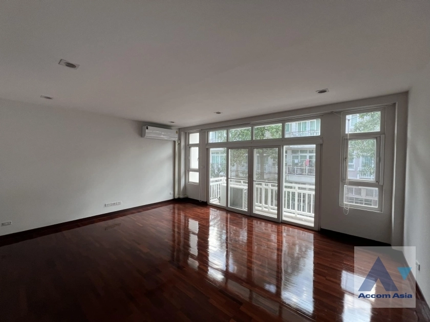  1  4 br House for rent and sale in Sukhumvit ,Bangkok BTS On Nut at Baan Hong Nakorn Sukhumvit AA38967