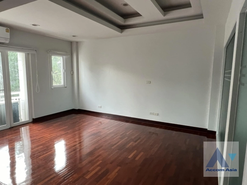 5  4 br House for rent and sale in Sukhumvit ,Bangkok BTS On Nut at Baan Hong Nakorn Sukhumvit AA38967