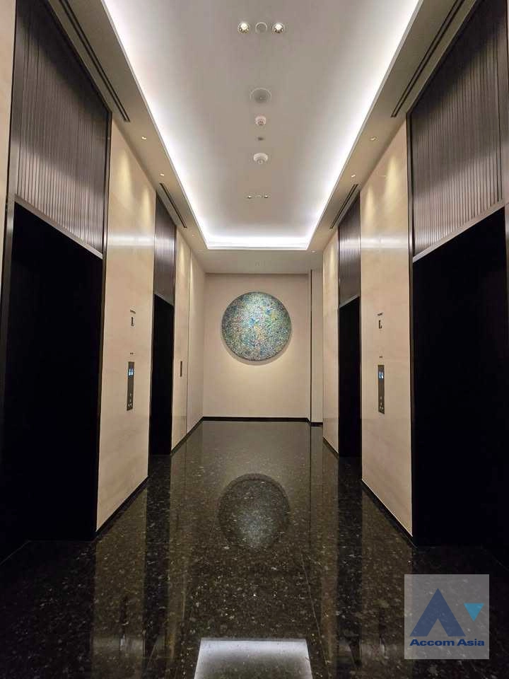 33  2 br Condominium for rent and sale in Sathorn ,Bangkok BTS Saphan Taksin at Four Seasons Private Residences AA38968