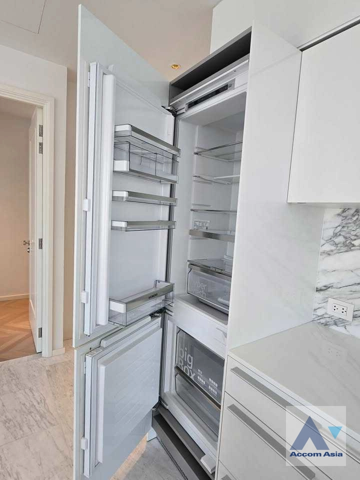 12  2 br Condominium for rent and sale in Sathorn ,Bangkok BTS Saphan Taksin at Four Seasons Private Residences AA38968