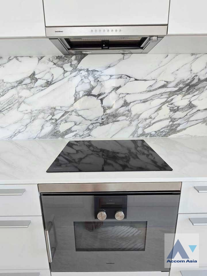 14  2 br Condominium for rent and sale in Sathorn ,Bangkok BTS Saphan Taksin at Four Seasons Private Residences AA38968