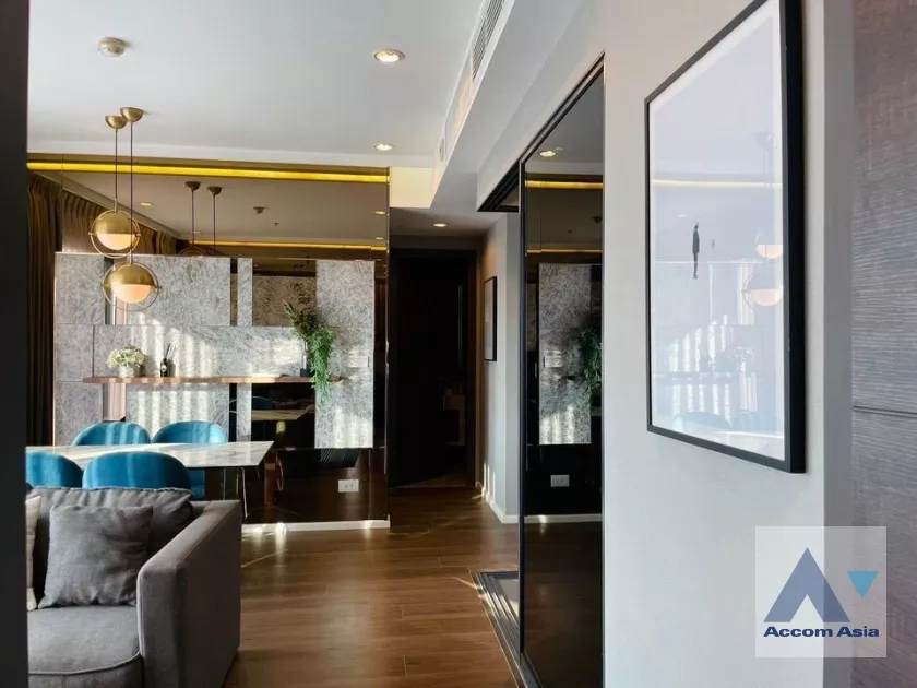 unit 2 Bedrooms  Condominium For Rent in Sukhumvit, Bangkok  near BTS Ekkamai (AA38972)