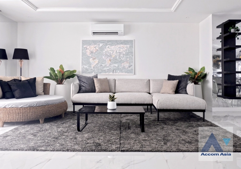  1  3 br Condominium for rent and sale in Sukhumvit ,Bangkok BTS Phrom Phong at D.S. Tower 1 AA38973