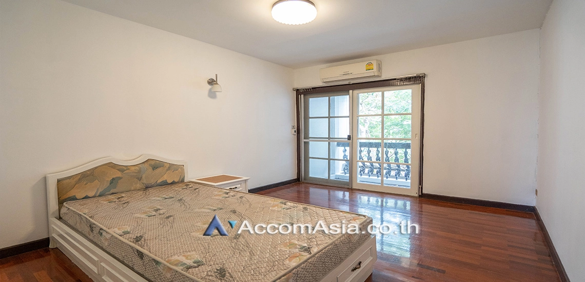 9  3 br House For Rent in Sukhumvit ,Bangkok BTS Nana 11001701