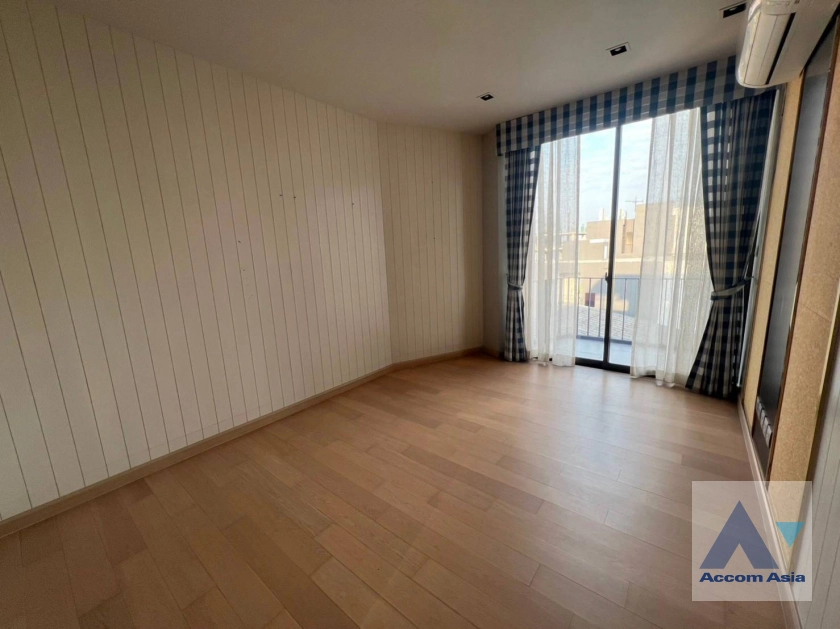 12  4 br House For Rent in Sukhumvit ,Bangkok BTS Ekkamai at ARNA Ekamai AA38987