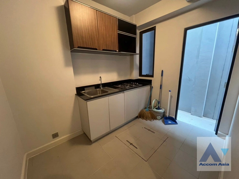 5  4 br House For Rent in Sukhumvit ,Bangkok BTS Ekkamai at ARNA Ekamai AA38987