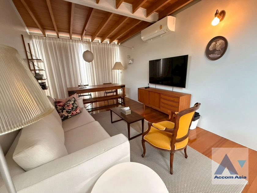 5  1 br House for rent and sale in Phaholyothin ,Bangkok BTS Ari AA38992