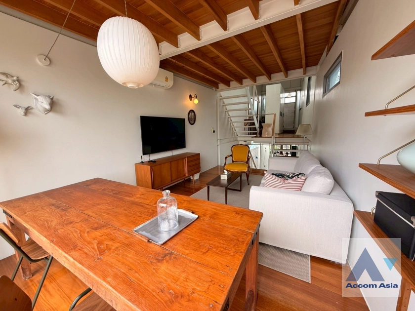  1  1 br House for rent and sale in Phaholyothin ,Bangkok BTS Ari AA38992