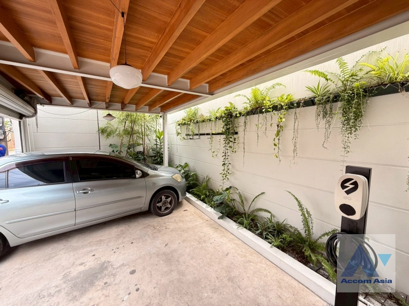 18  1 br House for rent and sale in Phaholyothin ,Bangkok BTS Ari AA38992