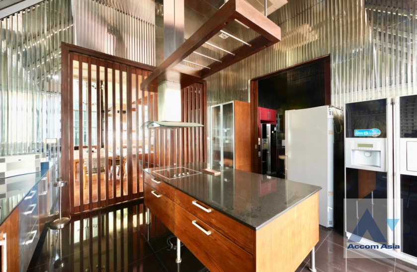 5  4 br Condominium For Sale in Sathorn ,Bangkok BTS Sala Daeng - MRT Lumphini at Sathorn Park Place AA39012