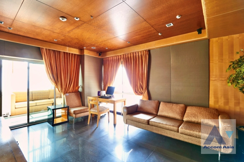 11  4 br Condominium For Sale in Sathorn ,Bangkok BTS Sala Daeng - MRT Lumphini at Sathorn Park Place AA39012