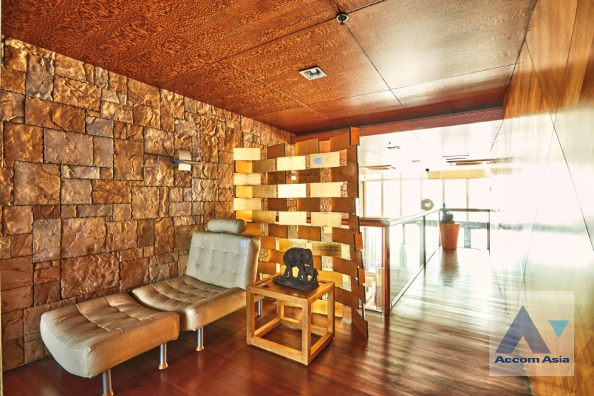 14  4 br Condominium For Sale in Sathorn ,Bangkok BTS Sala Daeng - MRT Lumphini at Sathorn Park Place AA39012