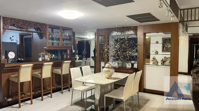 6  2 br Condominium For Sale in Ploenchit ,Bangkok BTS Ploenchit at All Seasons Mansion AA39013