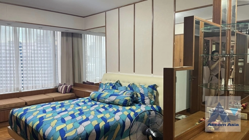 12  2 br Condominium For Sale in Ploenchit ,Bangkok BTS Ploenchit at All Seasons Mansion AA39013