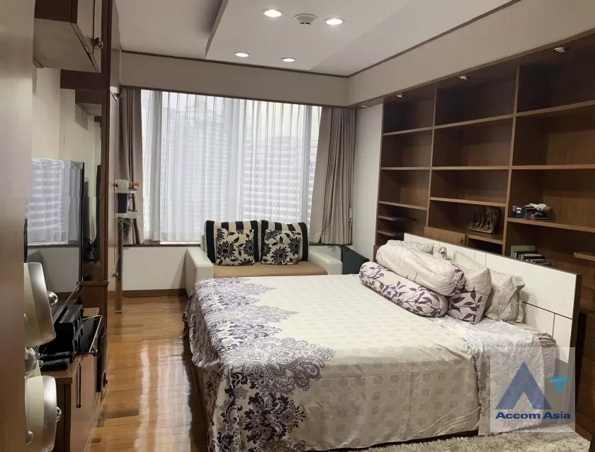 11  2 br Condominium For Sale in Ploenchit ,Bangkok BTS Ploenchit at All Seasons Mansion AA39013