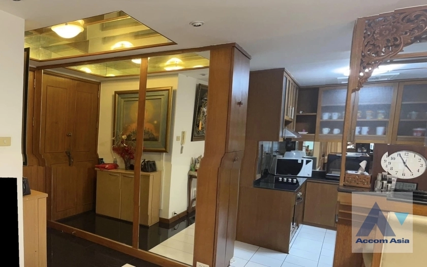 8  2 br Condominium For Sale in Ploenchit ,Bangkok BTS Ploenchit at All Seasons Mansion AA39013
