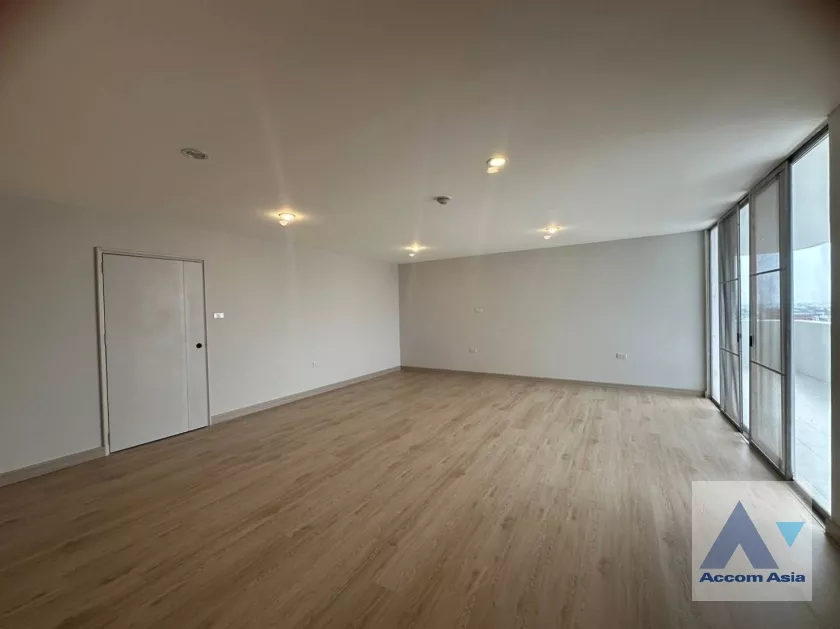 7  3 br Apartment For Rent in Sukhumvit ,Bangkok BTS Ekkamai at Ideal Place For Big Families AA39019