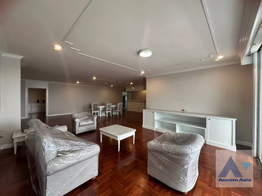  1  3 br Apartment For Rent in Sukhumvit ,Bangkok BTS Ekkamai at Ideal Place For Big Families AA39021