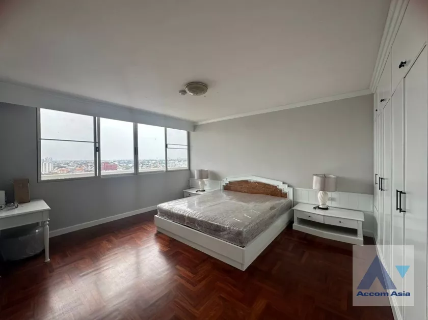 7  3 br Apartment For Rent in Sukhumvit ,Bangkok BTS Ekkamai at Ideal Place For Big Families AA39021