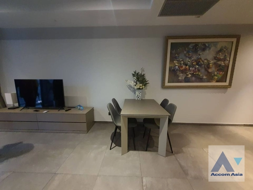 unit 2 Bedrooms  Condominium For Rent in Sukhumvit, Bangkok  near MRT Phetchaburi (AA39023)